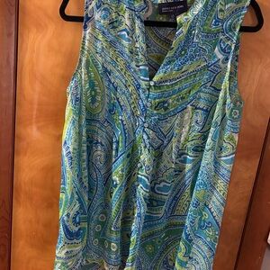 Jones New York Vibrant Blue and Green Paisley Blouse (Q)